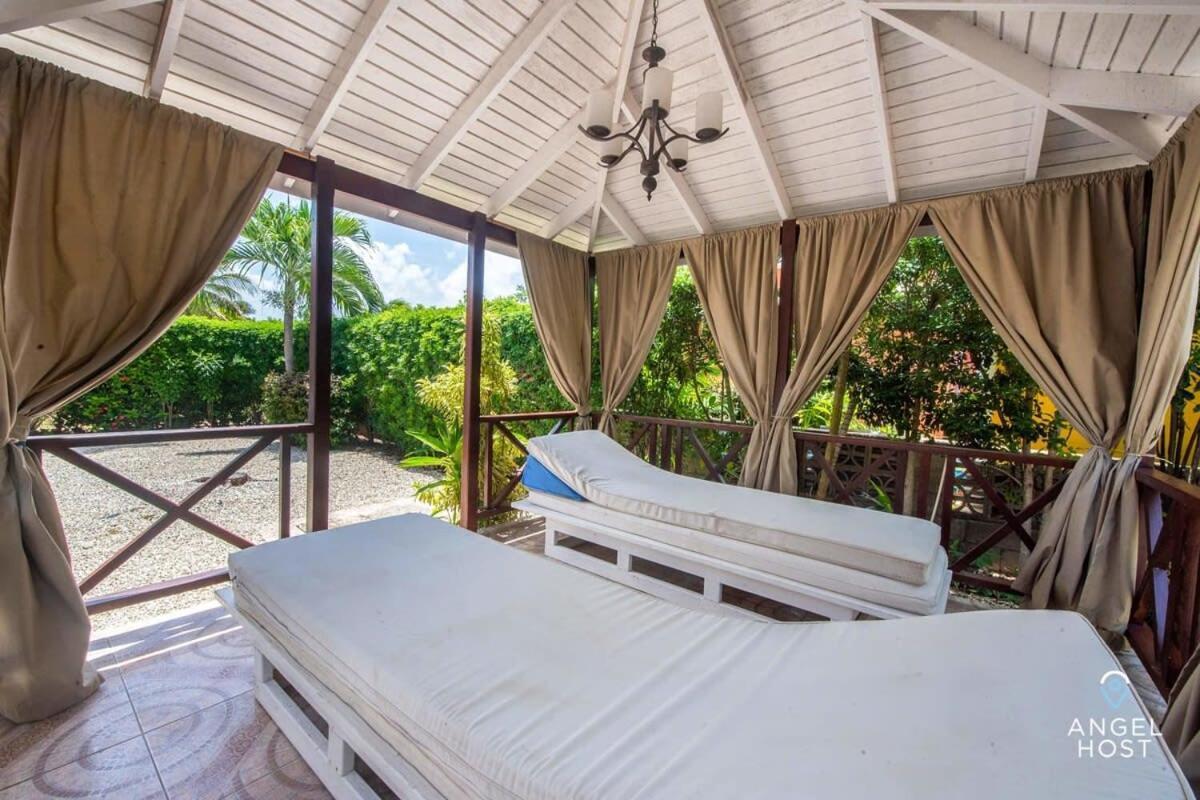 Beachy Cottage I Kitchen I Wi-Fi I Shaded Cabana I Parking Сент-Филип Экстерьер фото