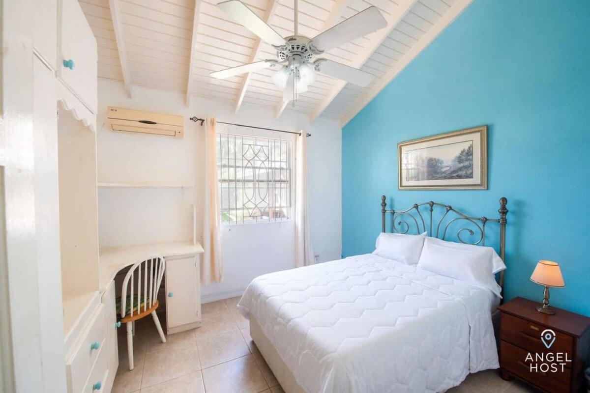 Beachy Cottage I Kitchen I Wi-Fi I Shaded Cabana I Parking Сент-Филип Экстерьер фото