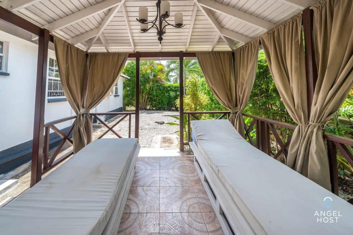 Beachy Cottage I Kitchen I Wi-Fi I Shaded Cabana I Parking Сент-Филип Экстерьер фото
